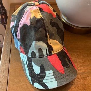 Mixed camouflage baseball cap